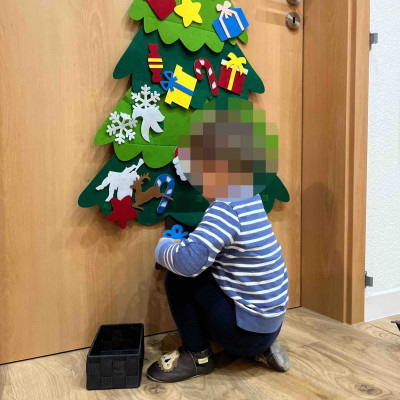 Weihnachtsbaum schmücken